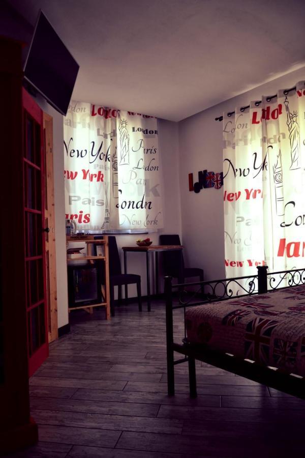 Amici Holiday B&B Di Bielak Aneta Izabela Vezzano Ligure Eksteriør bilde