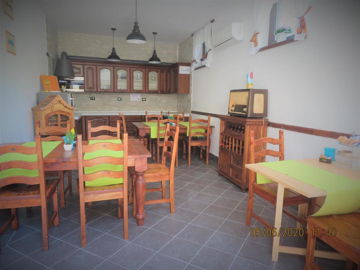 Amici Holiday B&B Di Bielak Aneta Izabela Vezzano Ligure Eksteriør bilde